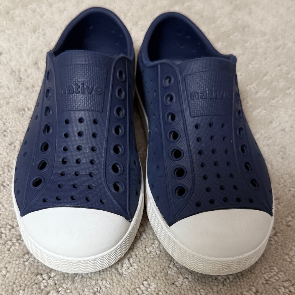 Native Navy Slip-On Clogs with White Soles and Teal Logo